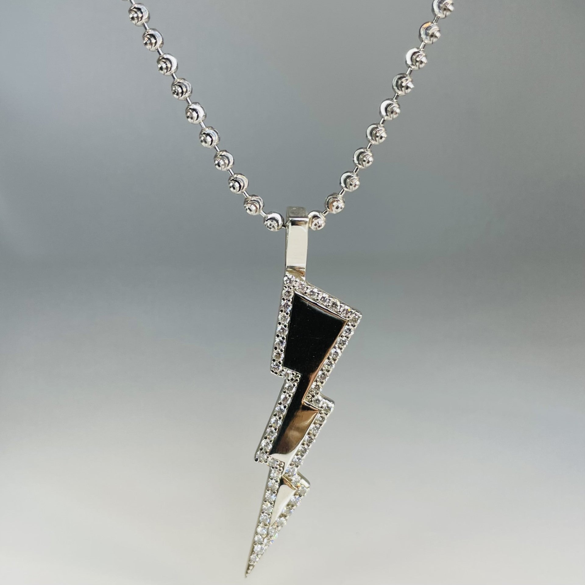 【Monday Edition】FLEETING LIGHT KNOT NECKLACE NCKNFLUNEBLFNSMV_p_2048x.jpg?v