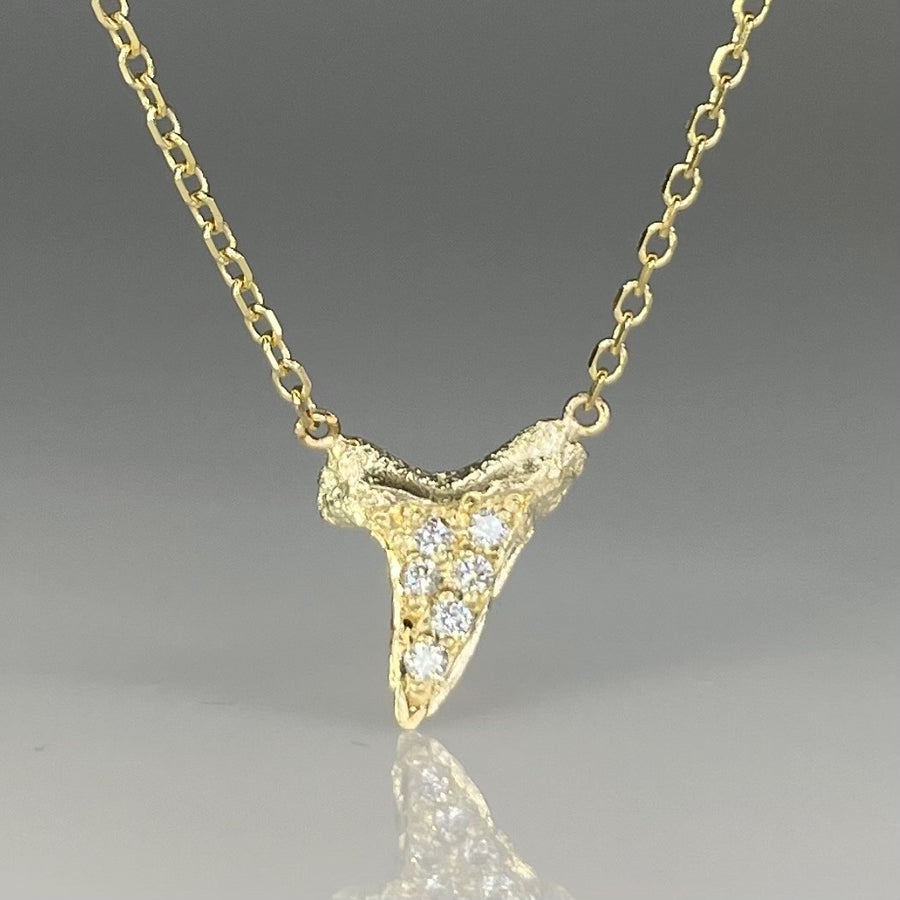 14K Yellow Gold Diamond Shark Tooth Pendant 9x10mm