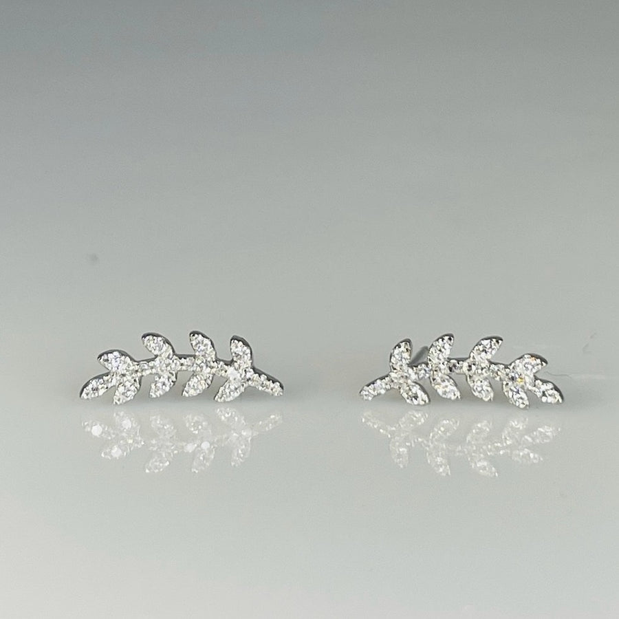 14 Karat White Gold Diamond Fern Earrings 0.20ct
