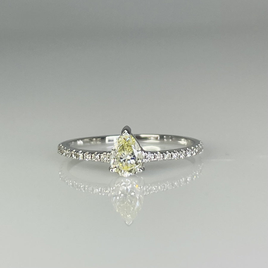 18K White Gold Yellow Diamond/Diamond Ring 0.42/0.20ct