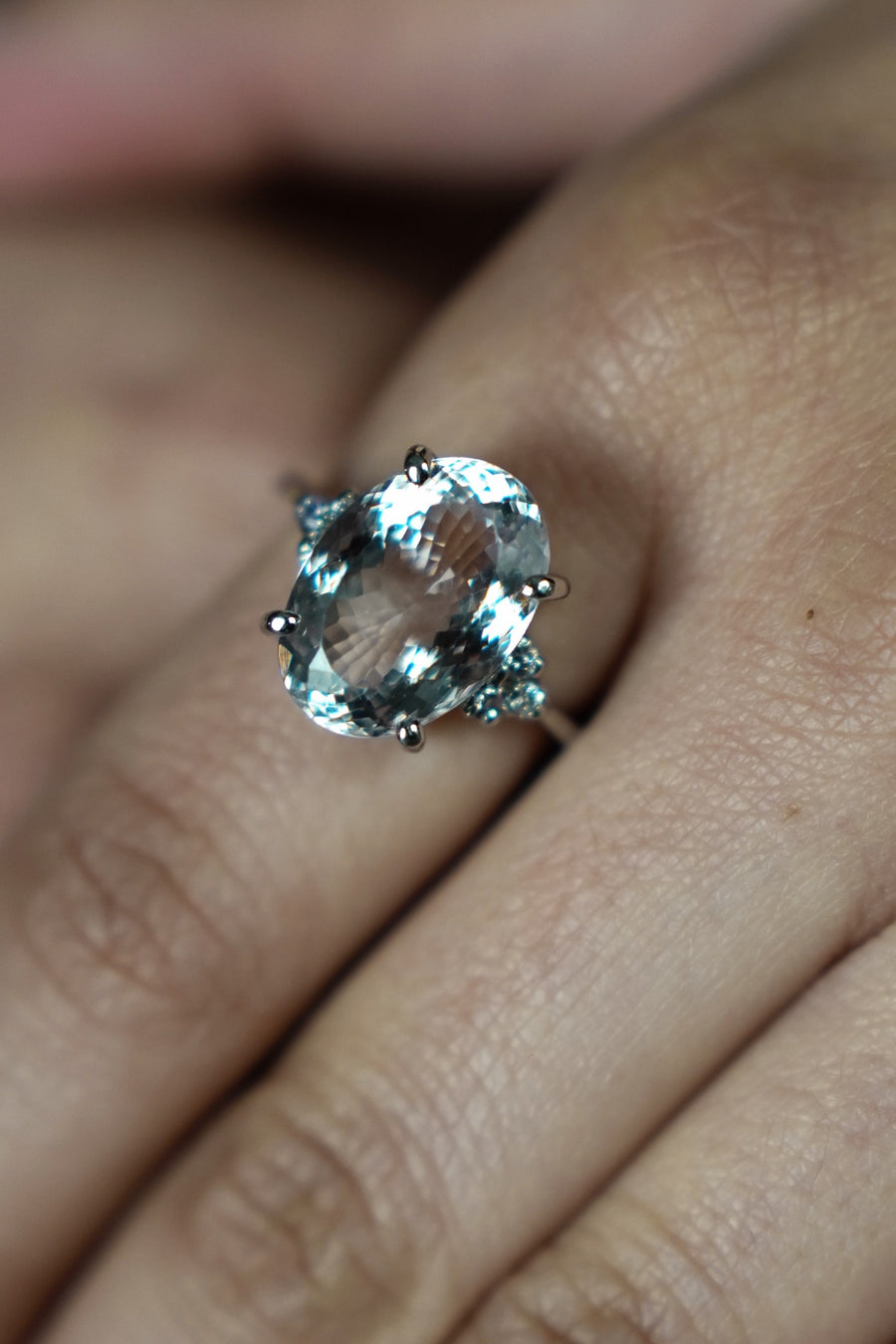 14K White Gold Morganite and Pink Diamond Ring 6.34ct/0.10ct