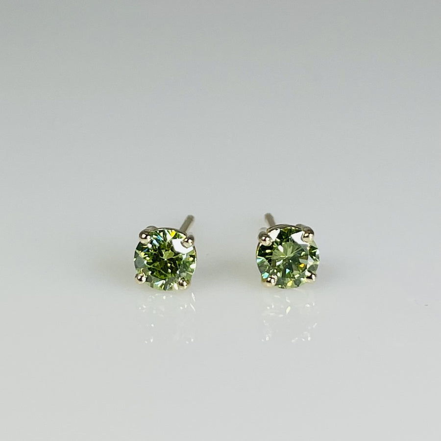 14K Yellow Gold Green Diamond Studs 0.73ct