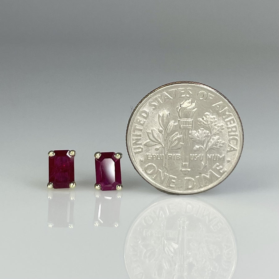 14K Yellow Gold Ruby Stud Earrings 1.17ct