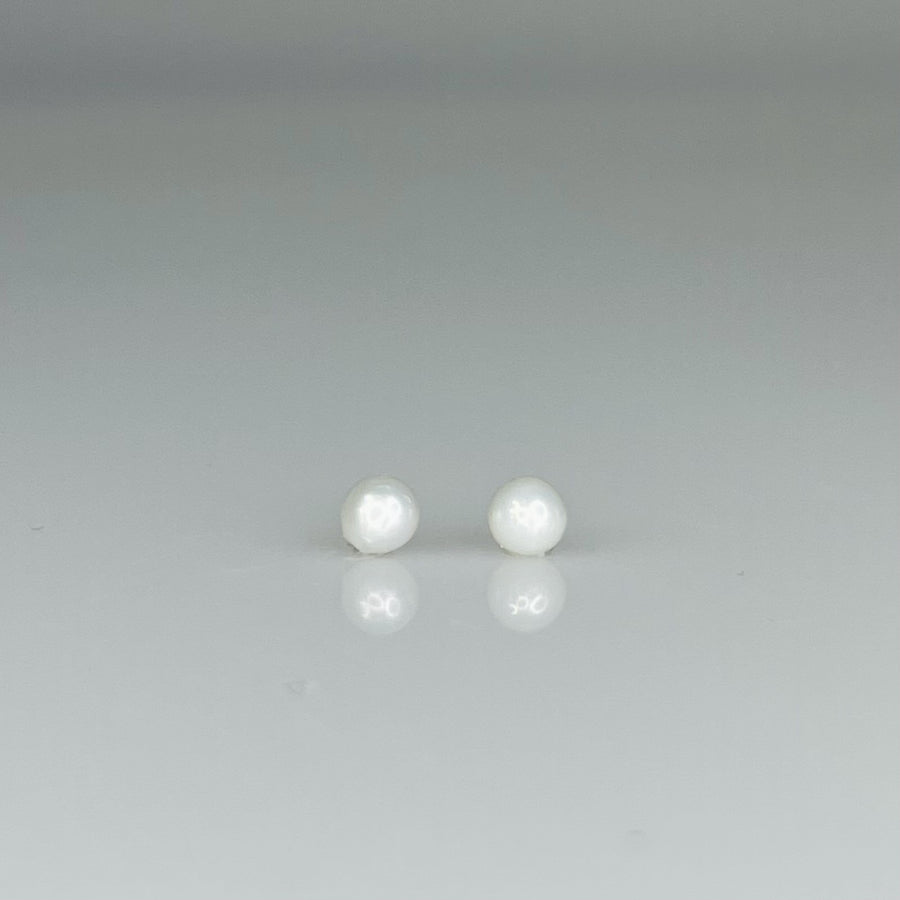 14K Yellow Gold Freshwater Pearl Studs 3mm