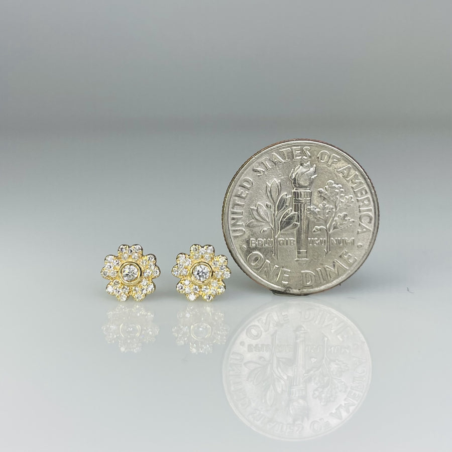 14K Yellow Gold Diamond Flower Earrings 0.15ct
