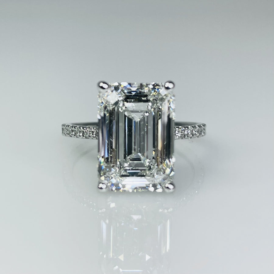 14K White Gold Emerald Lab Diamond Ring 7.09ct/0.54ct F/VS1