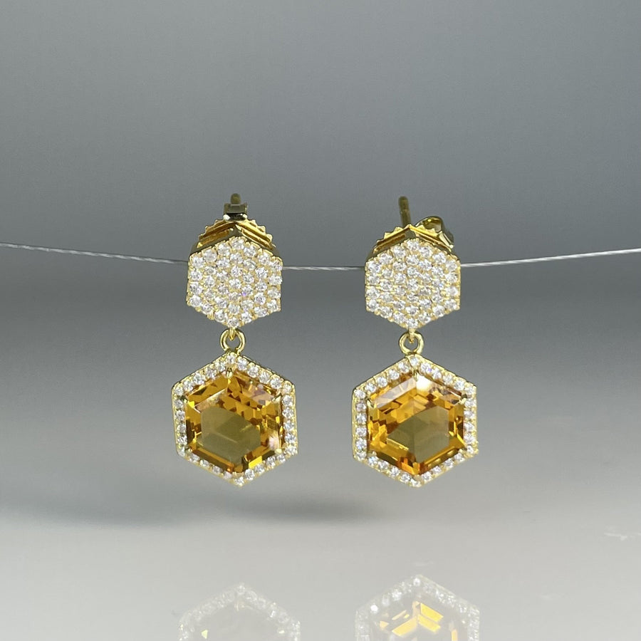 18K Yellow Gold Citrine and Diamond Dangle Earrings 4.30/0.74ct