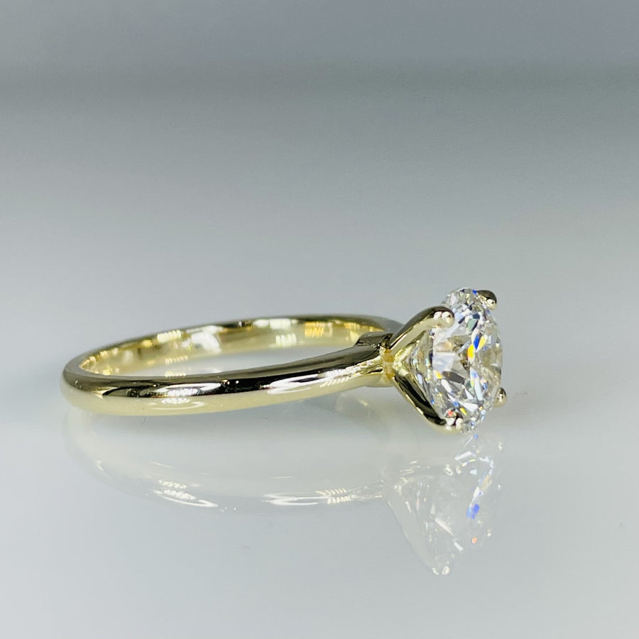 14K Yellow Gold Round Lab Grown Diamond Ring 2ct F/VS1