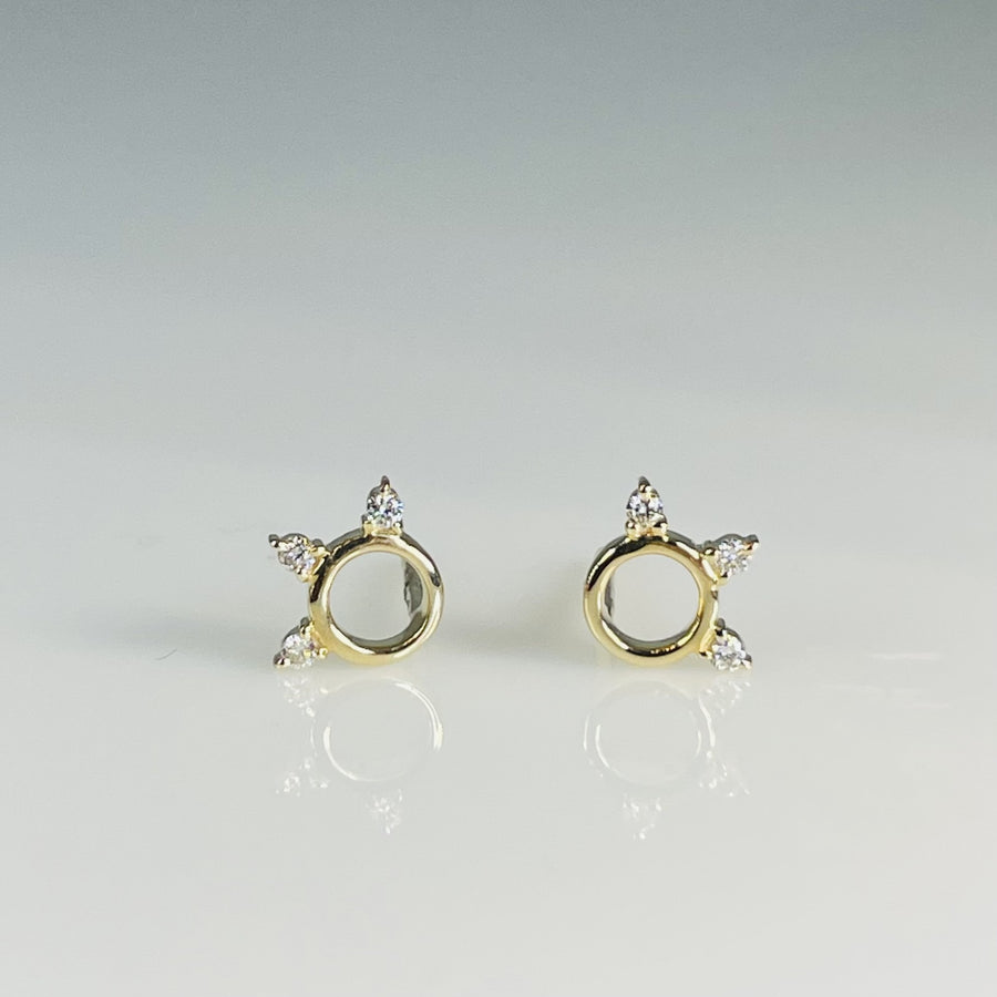 14K Yellow Gold Three Point Diamond Stud Earrings 0.06ct β KyleChanDesign