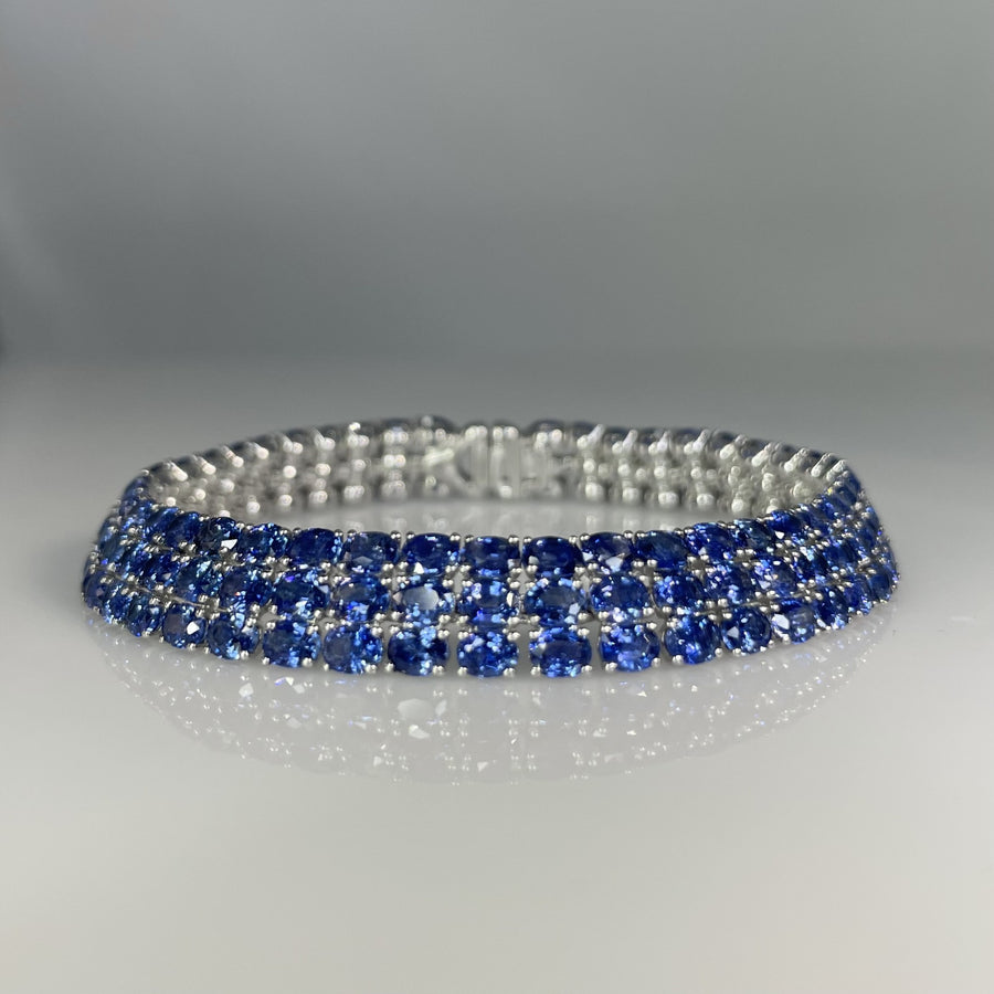 18K White Gold Blue Sapphire Bracelet 28.27ct