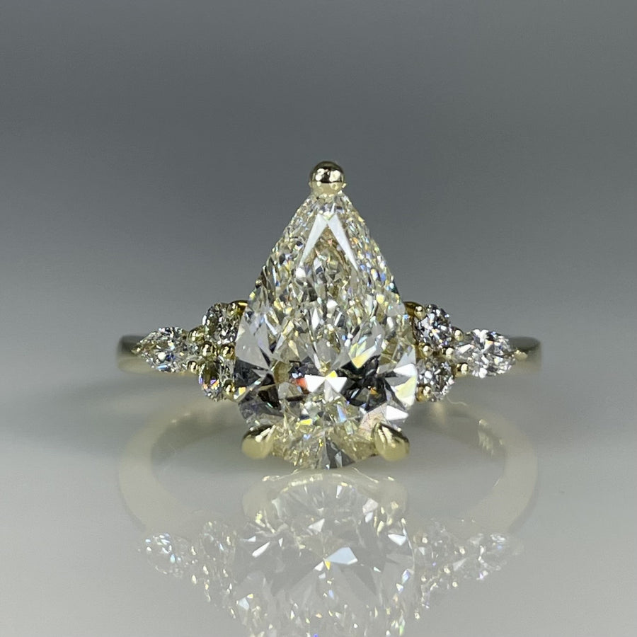 14K Yellow Gold Lab Grown Pear Shape Diamond Ring 2.60/0.26ct