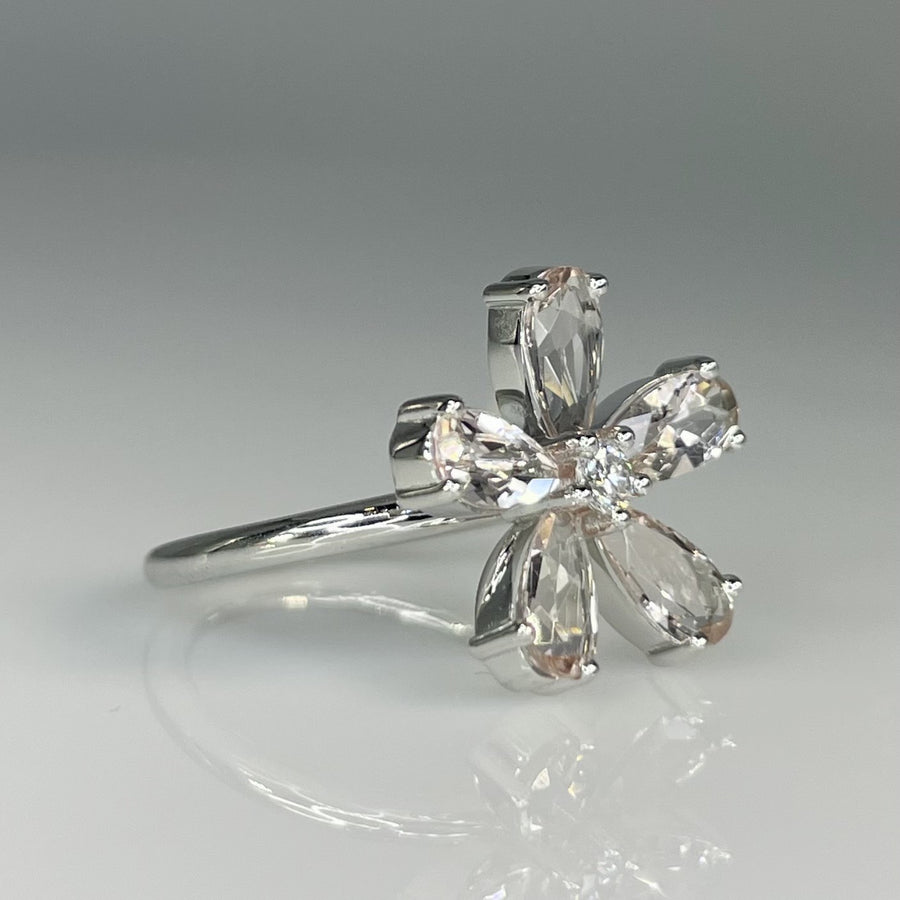 14K White Gold Morganite and Diamond Flower Ring 2.3ct/0.12ct