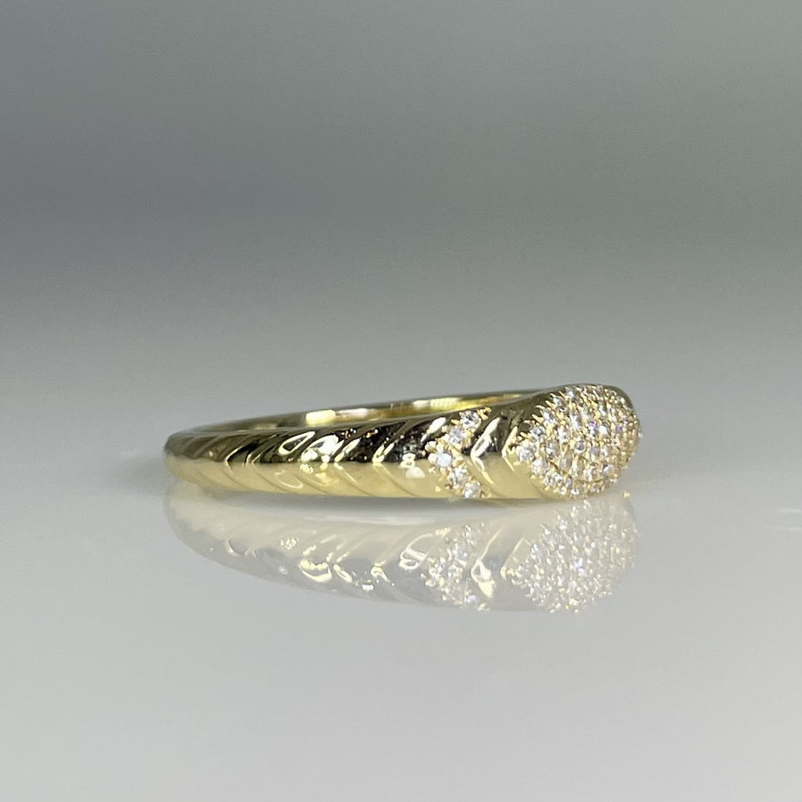 14K Yellow Gold Natural Diamond Ring 0.11ct