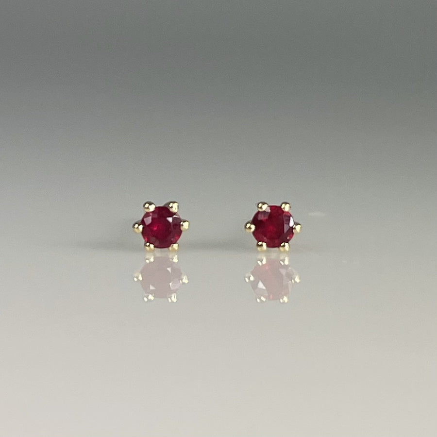 14K Yellow Gold Round Ruby Studs 0.12ct