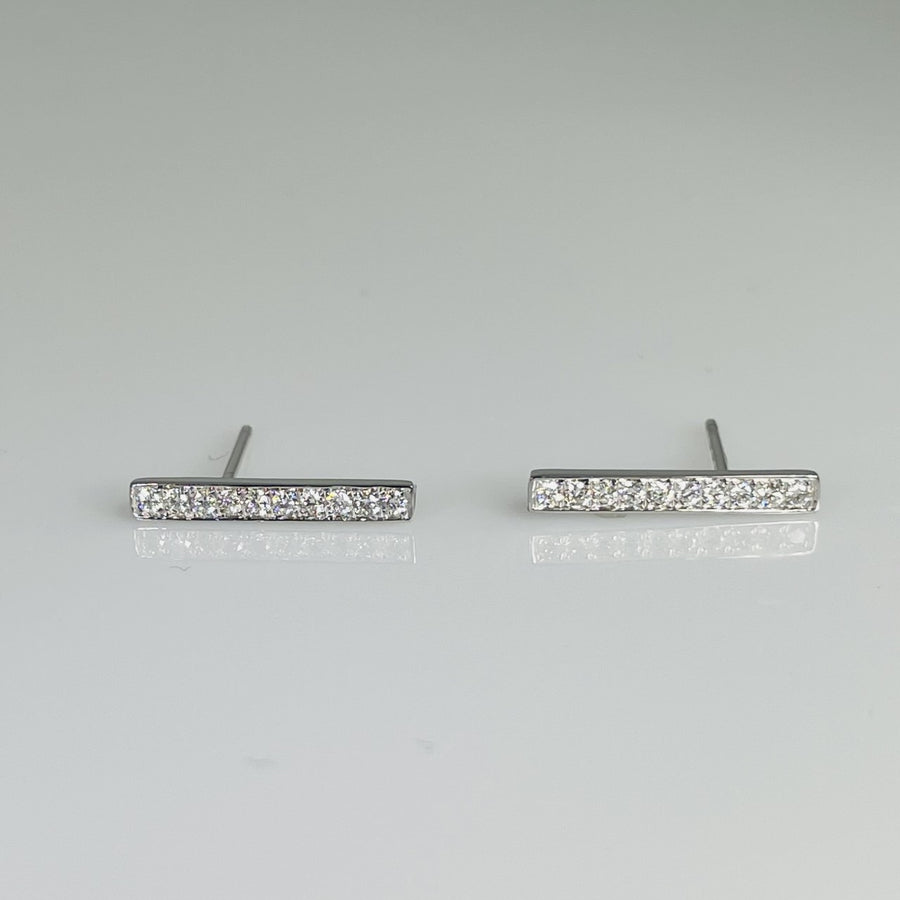 14K White Gold Diamond Bar Earrings 0.21ct
