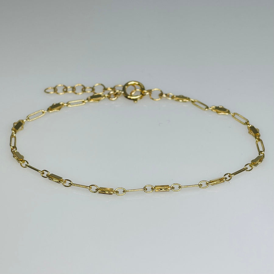 Mini Shield Bracelet
