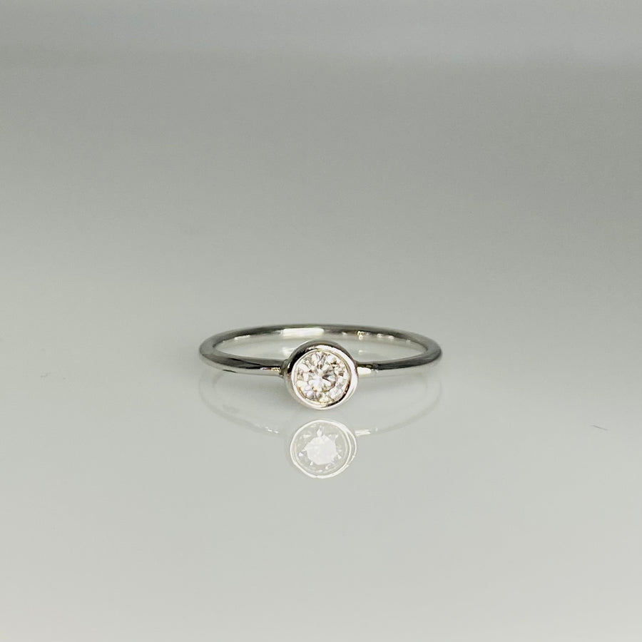 14K White Gold Diamond Ring 0.10ct