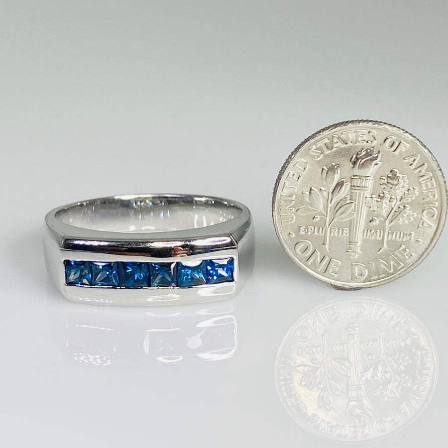 14K White Gold Princess Cut Blue Sapphire Ring 0.90ct