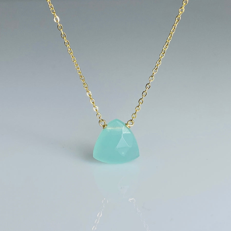 14K Yellow Gold Trilliant Cut Chalcedony Necklace 10mm