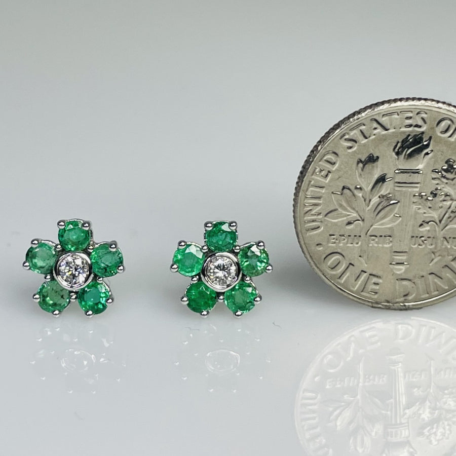 14K White Gold Emerald and Diamond Flower Earrings 0.70/0.10ct