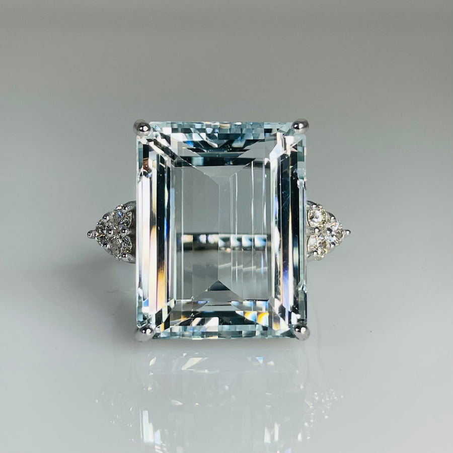 14K White Gold Aquamarine Diamond Ring 27.59/0.50ct
