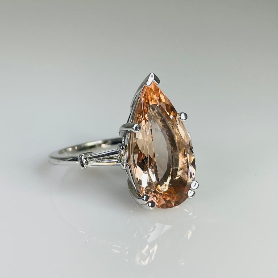 14K White Gold Teardrop Morganite Diamond Ring 5.48/0.32ct