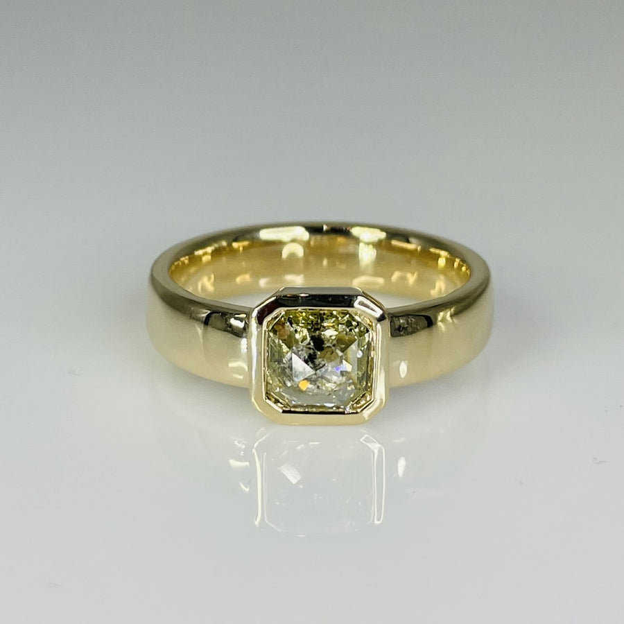 14K Yellow Gold Green Diamond Ring 0.88ct
