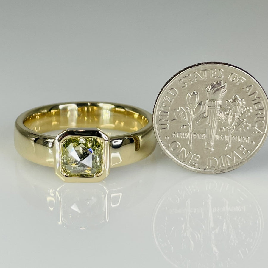 14K Yellow Gold Green Diamond Ring 0.90ct