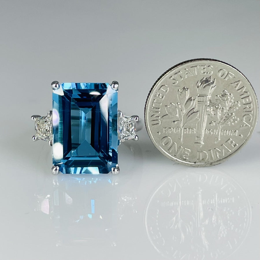 14K White Gold Blue Topaz and Diamond Ring 8.57ct/0.35ct