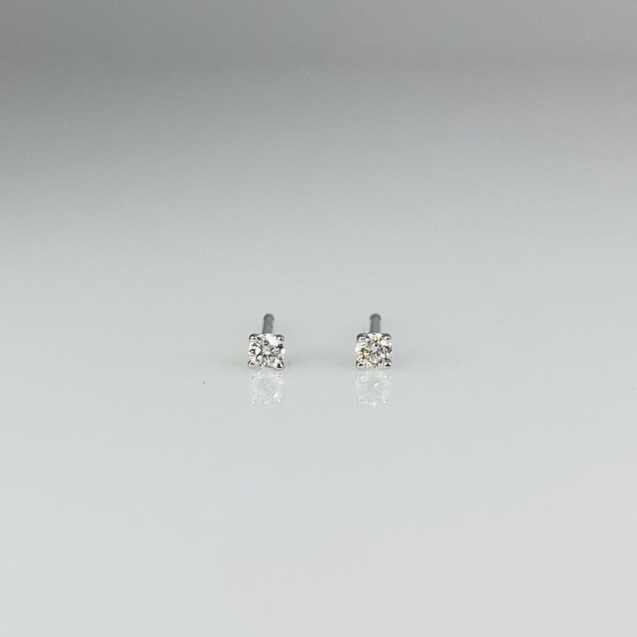 14K White Gold Diamond Stud Earrings 0.07ct