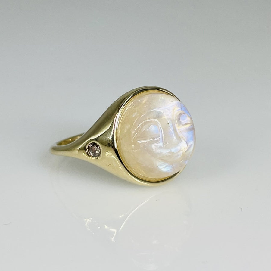 14K Yellow Gold Rainbow Moonstone Man In The Moon Diamond Ring
