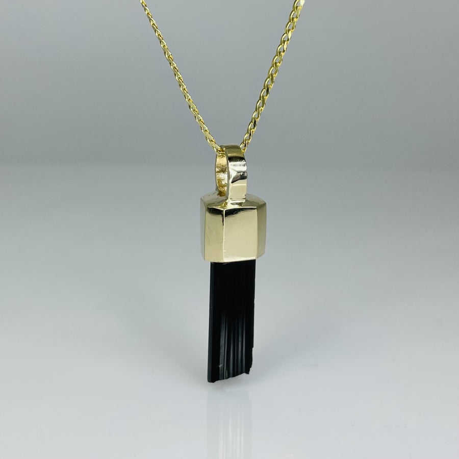 14K Yellow Gold Black Tourmaline Necklace 7x28mm
