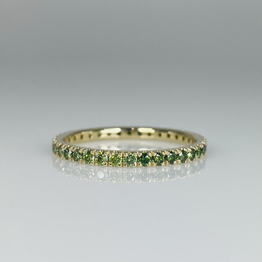 14K Yellow Gold Graduated Green Diamond Eternity Band 1.08ct
