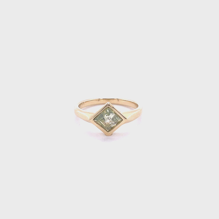 14K Yellow Gold Green Diamond Ring 0.75ct