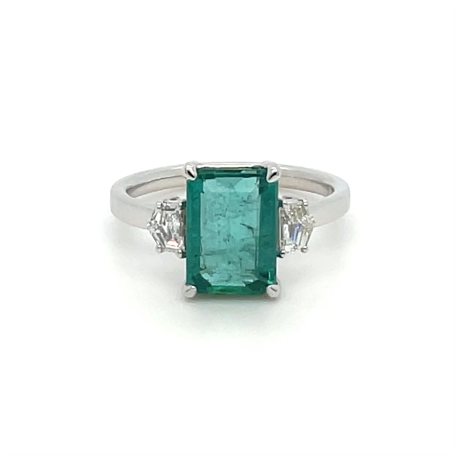 14K White Gold Emerald and Diamond Ring 2.15ct/0.29ct